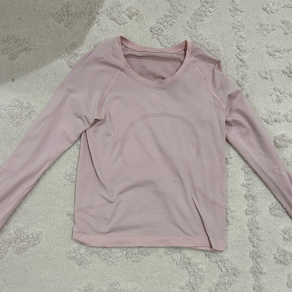 Lululemon light pink long sleeve swiftly shirt